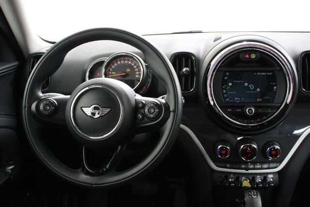 Mini COUNTRYMAN Cooper 2.0 S ALL4 Hybride Navigatie Parkeersensoren achter Cruise Control Climate Control Full LED