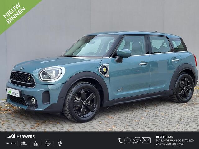 Mini COUNTRYMAN Mini 2.0 Cooper S E ALL4 Essential Automaat / Navigatie / Camera / Headup Display / Verwarmde voorstoelen / Automatische airco /