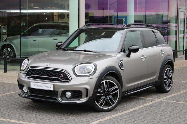 Mini COUNTRYMAN Cooper S Automaat / Panoramadak / JCW Sportstoel / Achteruitrijcamera / Comfort Access / Stoelverwarming / LED / Harman-Kardon
