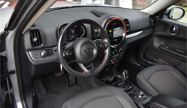 Mini COUNTRYMAN 1.5 One Business Edition Automaat / Parkeerhulp / Keyless / Trekhaak / Harman Kardon / 18'' LM / LED