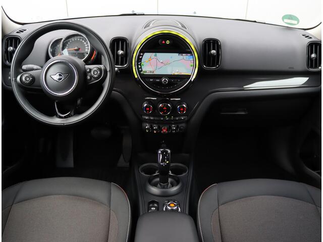 Mini COUNTRYMAN 1.5 Cooper | LED | Navigatie | Apple car play | 17"