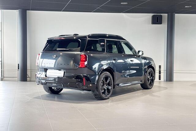 Mini COUNTRYMAN E John Cooper Works S 66.5 kWh | Glazen Panoramadak | Head-up Display | Harman Kardon | Trekhaak |