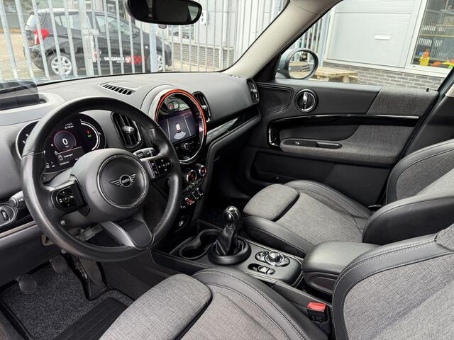 Mini COUNTRYMAN Mini 1.5 Business Edition Nieuw model..!! Comf.intr, Navigatie, LED verl, Climate contr, HUD, etc...!!