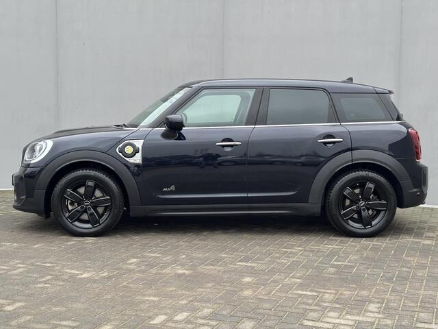 Mini COUNTRYMAN Mini Cooper S E ALL4 Essential / PHEV / Dealer Onderhouden / HUD / Navigatie / Apple Carplay & Android Auto / Stoelverwarming / Cruise / Clima /