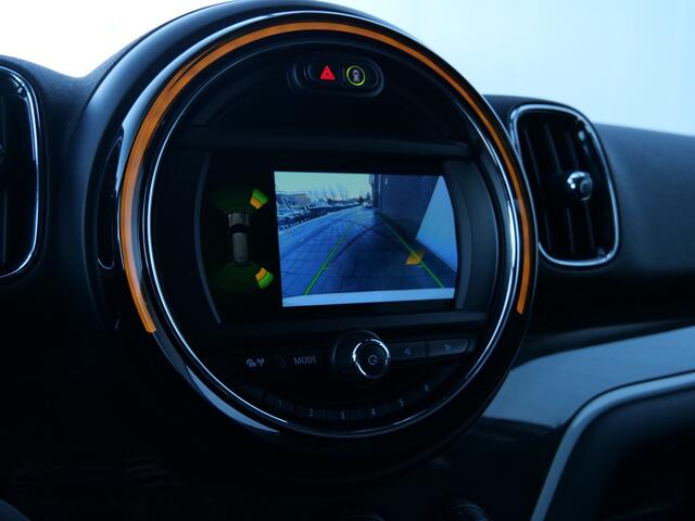 Mini COUNTRYMAN Mini 2.0 Cooper S 192pk Chili Automaat LED / Stoelverwarming / Camera