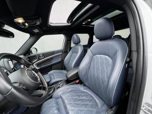 Mini COUNTRYMAN 1.5 Cooper S E ALL4 PHEV MINI Yours Automaat / Dealer onderhouden / Leder / Schuifdak / Elektrische stoelen / Harman Kardon / Adaptieve CC / HUD / Achteruitrijcamera / Parkeer assistent / Apple Carplay Android /
