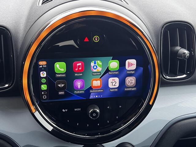 Mini COUNTRYMAN 1.5 Cooper S E ALL4 MINI Yours PHEV / Leder / Schuif-/kantel dak / Elektrische stoelen/-Achterklep / Harman Kardon / Adaptieve Cruise Control / Head Up Display / Achteruitrijcamera / Parkeer assistent / Apple Carplay/Android Auto / 19" LM wielen /