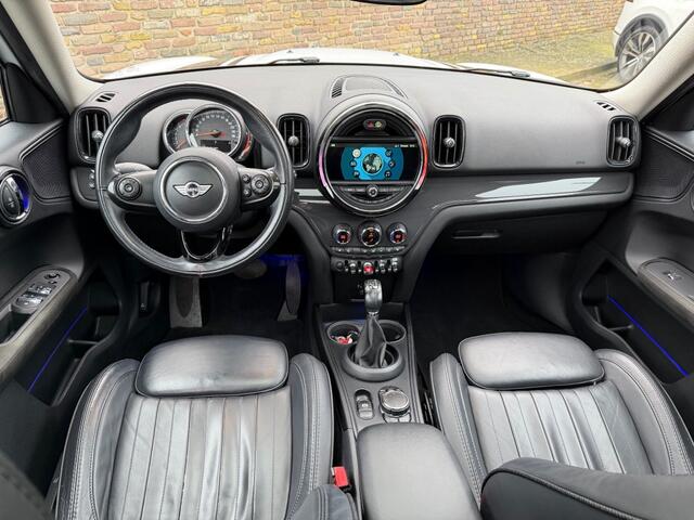 Mini COUNTRYMAN 1.5 COOPER CHILI Automaat Panodak LED Leer