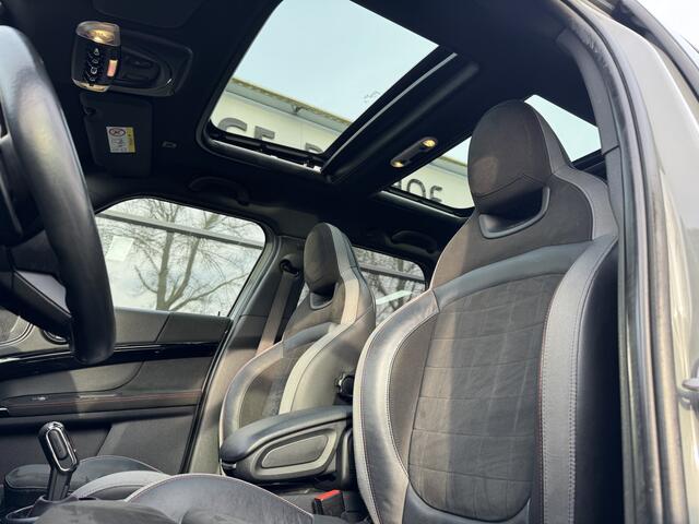 Mini COUNTRYMAN Mini 2.0 John Cooper Works ALL4 White Silver Edition 306PK-ALCANTARA-VOL