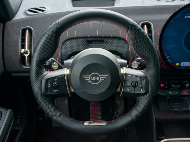 Mini COUNTRYMAN 1.5 C John Cooper Works XL | Schuif-/kantel Pano | Head-Up | Massage | Stuurwiel verwarming | 20" | Harman Kardon | Trekhaak