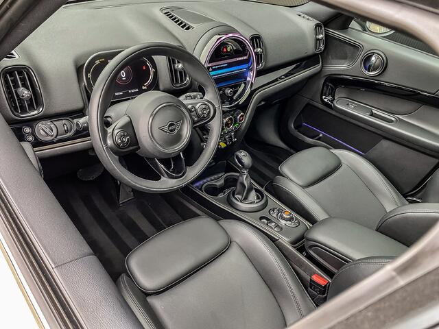 Mini COUNTRYMAN Mini Cooper SE ALL4 Chili 224PK Hybrid | PANO | LEDER | SFEERVERLICHTING | SFEERVERLICHTING | STOELVERWARMING |