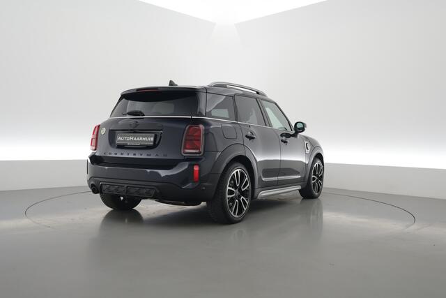 Mini COUNTRYMAN Mini Cooper S E ALL4 John Cooper Works | S/K-dak | Memory | HUD | Harman/Kardon | Stoelverw. | Camera+PDC | LED | Nav+CarPlay | V