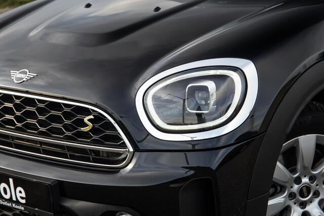 Mini COUNTRYMAN Mini 1.5 Cooper S E ALL4 Essential CAMERA / NAVI / CARPLAY / AIRCO / ZWART / STOELVERWARMING