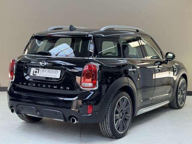 Mini COUNTRYMAN Mini 2.0 Cooper S ALL4 Chili, 192Pk, 2017, Volledig leder, Panoramadak, Groot scherm, Camera, Head up display, Stoelverwarming, Climate control, Adaptieve cruise control,