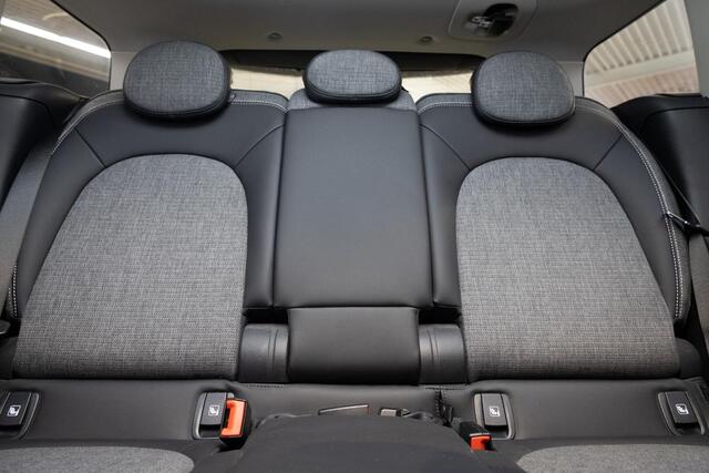 Mini COUNTRYMAN Mini 1.5 Cooper S E ALL4 | Pano | Stoelverwarming | Carplay