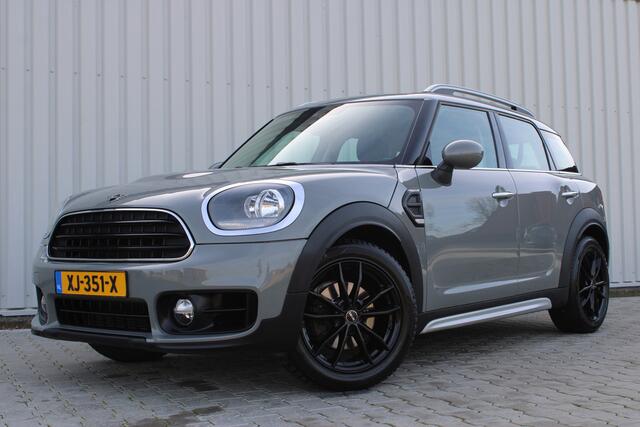 Mini COUNTRYMAN Mini 1.5 Cooper Dutch Made Edition | Incl. 12 maanden garantie | 100% dealer onderhouden | Cruise control | Climate control | Navigatie | Bluetooth |Apple carplay |