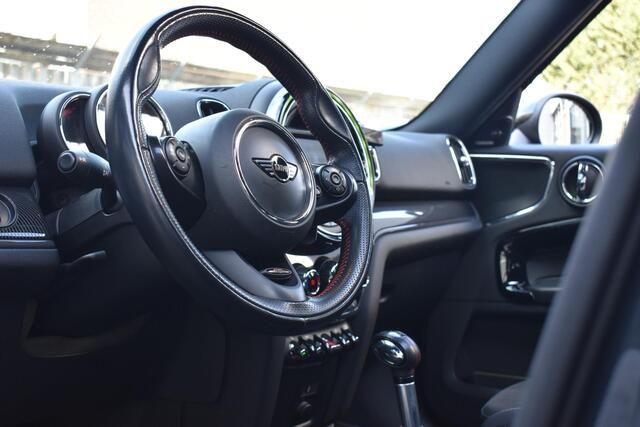 Mini COUNTRYMAN Mini 2.0 John Cooper Works ALL4 Schuifdak | H&K | Navi | 100% Onderhouden | 12 mnd BOVAG garantie | Whatsapp 06-53188999