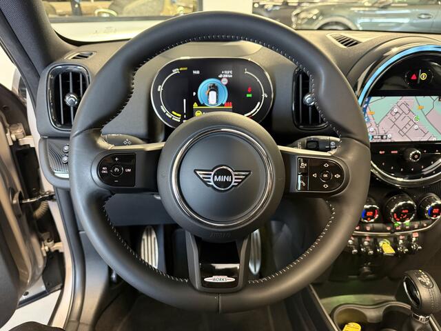 Mini COUNTRYMAN 2.0 Cooper SE ALL4 John Cooper Works Pano/Leder/Camera