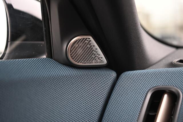 Mini COUNTRYMAN C Automaat / Pakket XL / Favoured / 19" Kaleido Spoke 2-tone