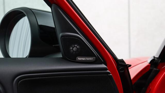 Mini COUNTRYMAN Mini 1.5 Cooper S E ALL4 John Cooper Works | Head-up | Panoramadak | Harman/Kardon | Comfort Access | Achteruitrijcamera