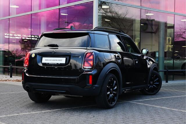 Mini COUNTRYMAN Cooper SE ALL4 Automaat / LED / Comfortstoelen / Comfort Access / Park Assistant / Stoelverwarming / Cruise Control