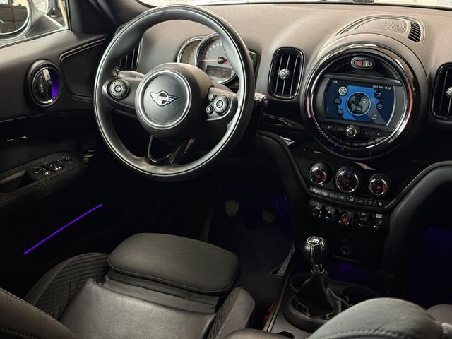 Mini COUNTRYMAN 1.5 One Pepper Stoelverwarming | Carplay | Cruise | Navi | PDC | Keyless | Led | Sportstoelen | 18"