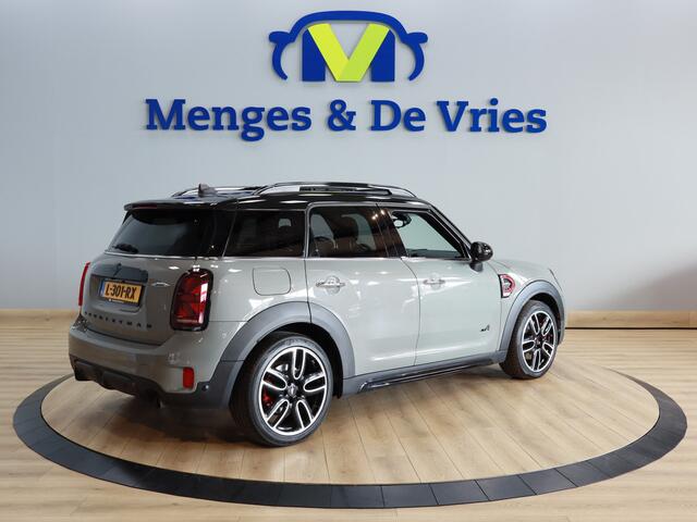 Mini COUNTRYMAN Mini 2.0 John Cooper Works ALL4 Chili JCW Airco ECC | Panorama | Trekhaak | Adaptive Cruise | Harman Kardon | Memory | Virtual | Trekhaak | Isofix | NAP