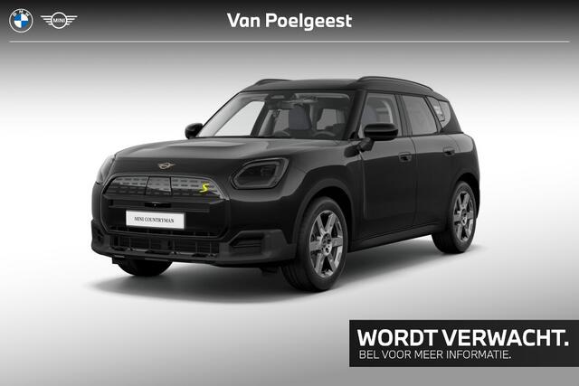 Mini COUNTRYMAN Electric SE ALL4 Classic M Plus 66.5 kWh | 18 inch Asteroid Spoke | Opruimingsvoordeel