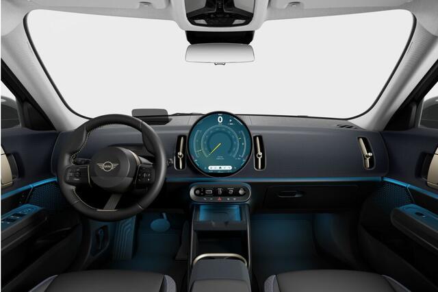Mini COUNTRYMAN Electric SE ALL4 Classic M Plus 66.5 kWh | 18 inch Asteroid Spoke | Opruimingsvoordeel