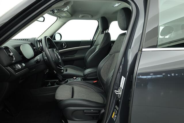 Mini COUNTRYMAN Mini 1.5 Cooper S E ALL4 | Cruise | Elek. Klep | Stoelverw. | Nav+CarPlay | Dig. Cockpit | Sfeerverl. | LED | PDC V