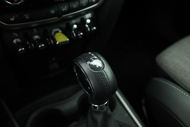 Mini COUNTRYMAN Mini 1.5 Cooper S E ALL4 | Cruise | Elek. Klep | Stoelverw. | Nav+CarPlay | Dig. Cockpit | Sfeerverl. | LED | PDC V