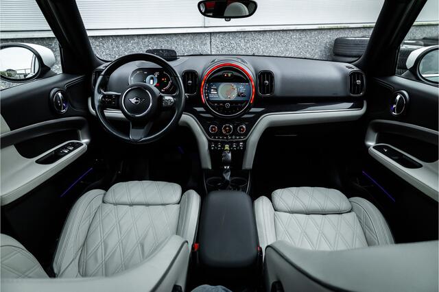 Mini COUNTRYMAN Cooper S E ALL4 Pano / Adaptieve cruise / Leder / 18inch / Camera /