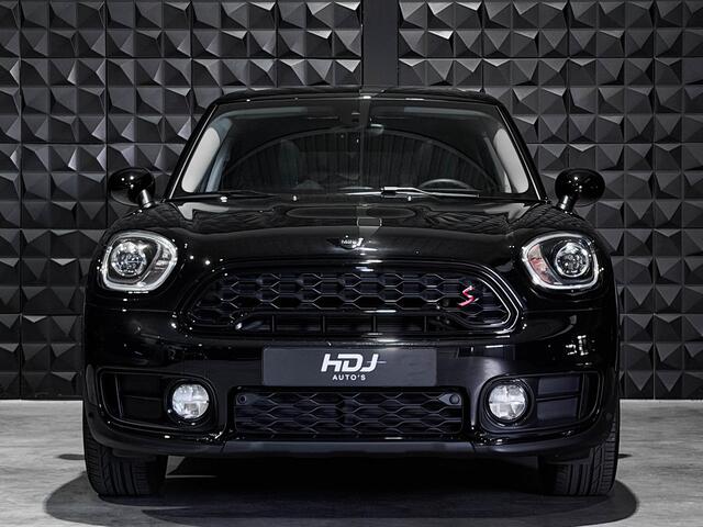 Mini COUNTRYMAN Mini 1.5 Cooper S E ALL4 Chili | All Black | Pano | 18"| HUD | Ad. Li | Sportstoelen |