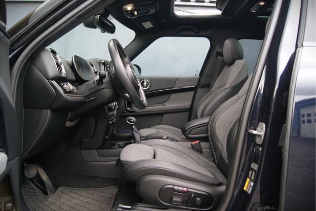 Mini COUNTRYMAN Mini 1.5 220pk Cooper SE ALL4 Panoramadak/Harman-Kardon/Acc/Memory Aut