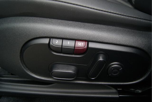 Mini COUNTRYMAN Mini 1.5 220pk Cooper SE ALL4 Panoramadak/Harman-Kardon/Acc/Memory Aut