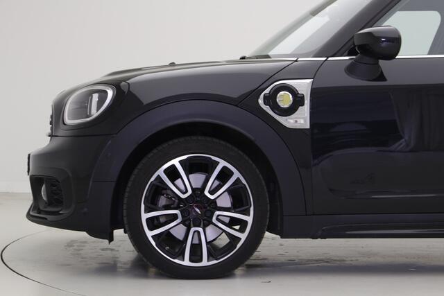 Mini COUNTRYMAN Cooper S E ALL4 John Cooper Works | Premium Plus | 19" LM JCW | Dakdraagsysteem zwart | El. Stoelen | Pano Dak | | Lederen bekleding | Head Up