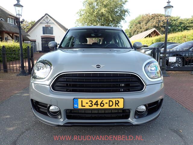 Mini COUNTRYMAN 1.5 One / CARPLAY / STOELVERWARMING / KEYLESS