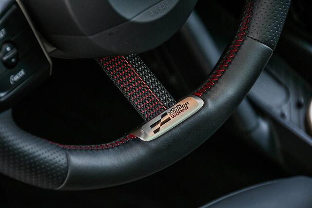 Mini Electric Mini Aceman SE John Cooper Works XL