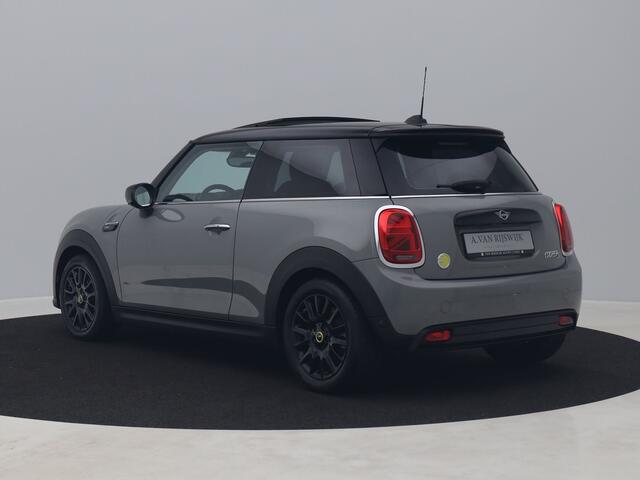 Mini Electric Mini Camden Edition 33 kWh | PANO | CAMERA | KEYLESS | STOELVERW.