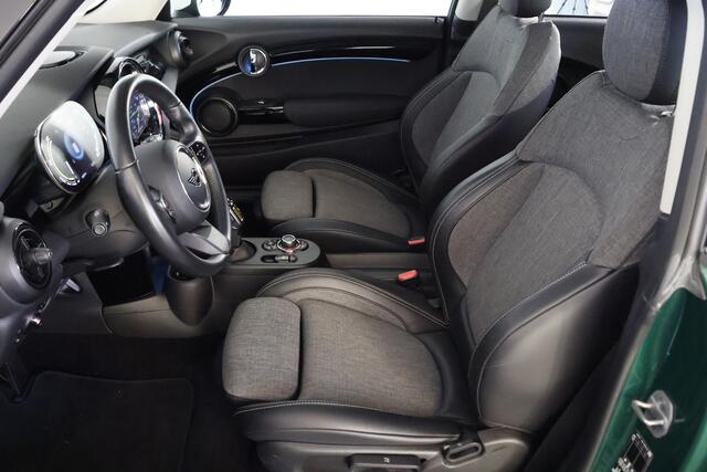 Mini Electric Cooper Collection 33 kWh / LED / Navi / CarPlay / Cruisecontrol