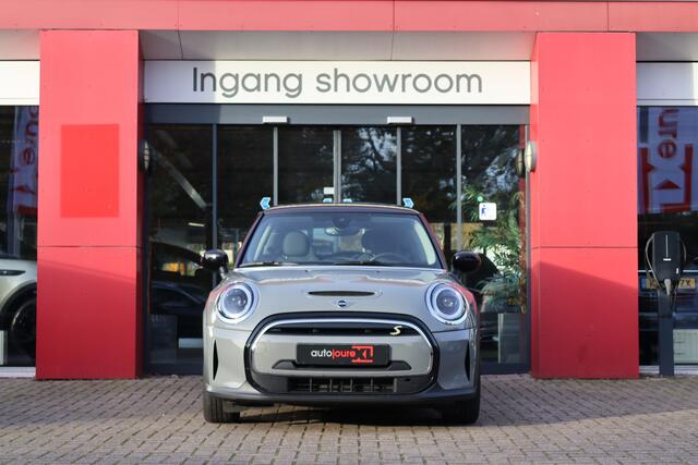 Mini Electric Mini Camden Edition 33 kWh | Origineel NL | PDC | Cruise Control | Navigatie | Climate Control |
