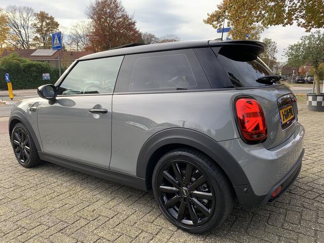 Mini Electric Mini Yours 33 kWh, Pano | Sport leder | Camera