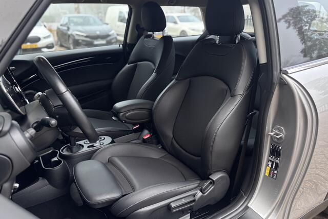 Mini Electric Cooper SE 33 kWh | Camera | Sportleder | Comfort Access | Stoelverwarming | LED