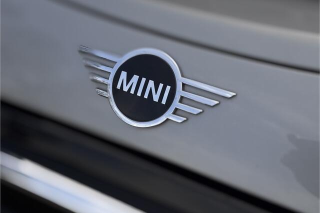 Mini Electric Cooper SE 33 kWh | Camera | Unieke bekleding | Stoelverwarming | LED