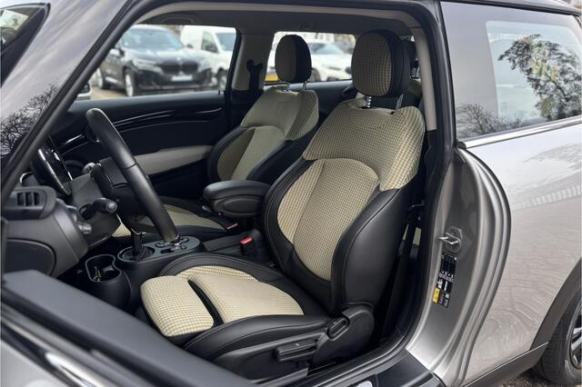 Mini Electric Cooper SE 33 kWh | Camera | Unieke bekleding | Stoelverwarming | LED