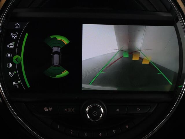 Mini Electric Cooper S Charged 33 kWh (184 PK) | Navigatie | Stoelverwarming | 1e eigenaar |