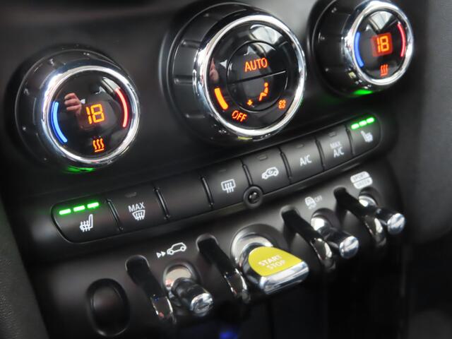 Mini Electric Mini Classic 33 kWh | camera | keyless entry | comfortstoelen |