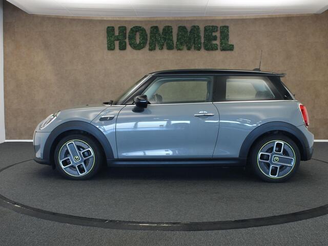 Mini Electric Mini Classic 33 kWh SOH 95.3 %!! - ORIGINEEL NEDERLANDSE AUTO - AUTOMATISCHE AIRCO - APPLE CARPLAY/ANDROID AUTO - KEYLESS START - LED KOPLAMPEN - CRUISE CONTROL - LICHTMETALEN VELGEN - MULTIMEDIAVOORBEREIDING - 3 FASE LADEN