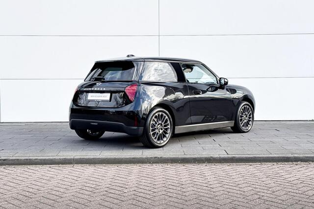 Mini Electric Cooper 3-deurs Cooper E BlackYard XS
