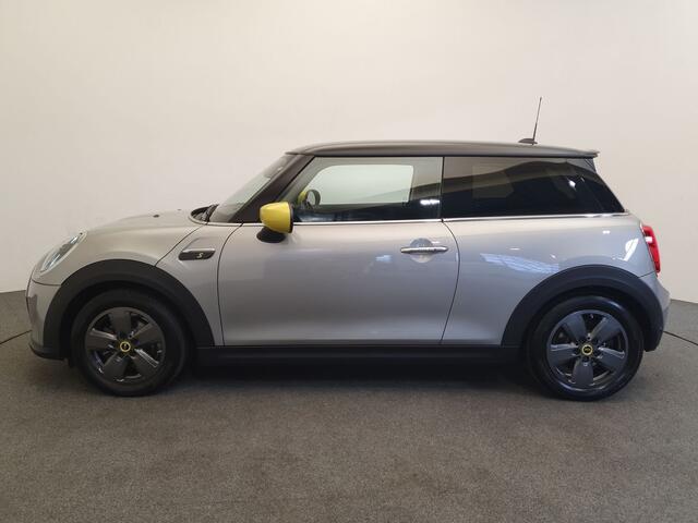 Mini Electric Mini Essential 33 kWh 184PK Camera, Stoelverwarming, Navigatie